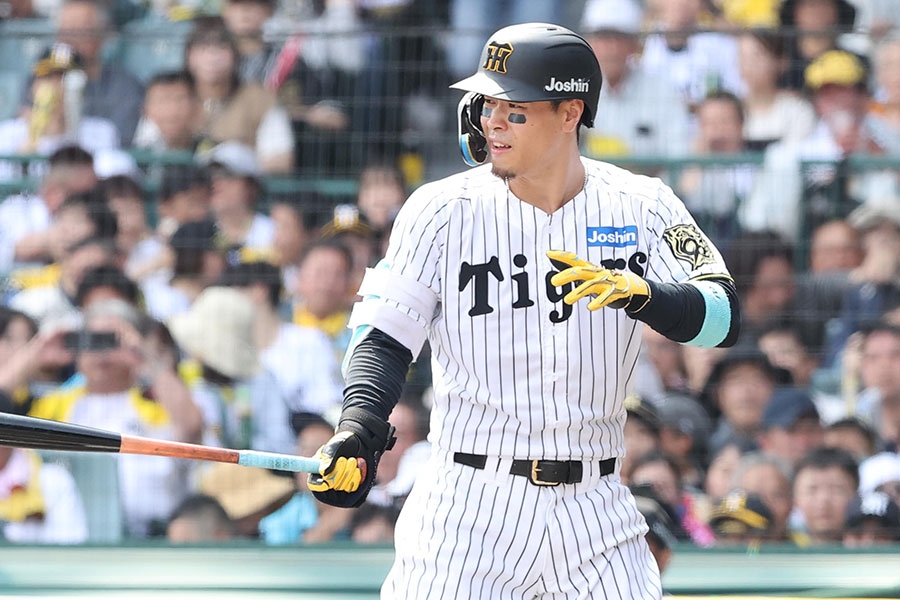 佐藤輝明3安打率站4成 球迷熱議