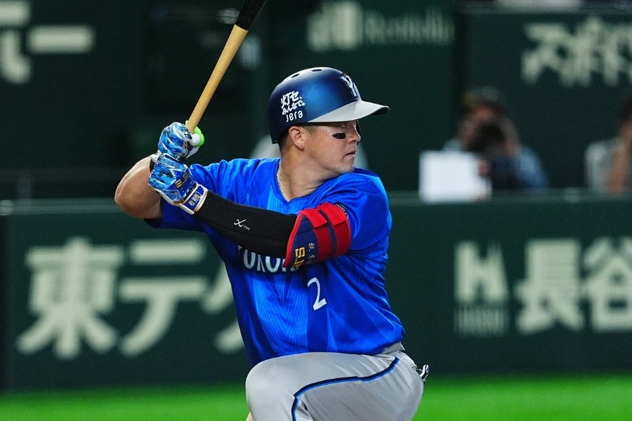 DeNA牧秀悟跑壘受傷退場 恐再失主力