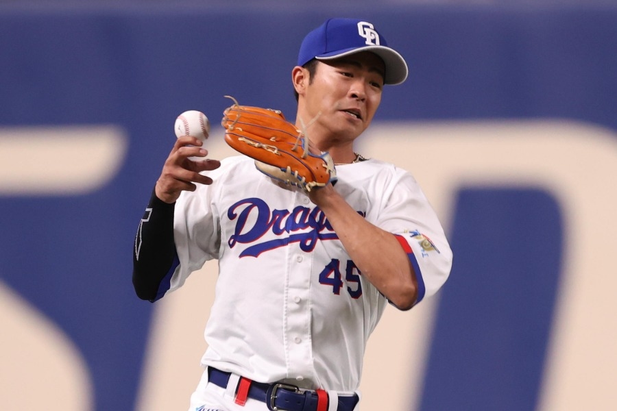 土田龍空飛撲接殺 中日主場撂倒阪神