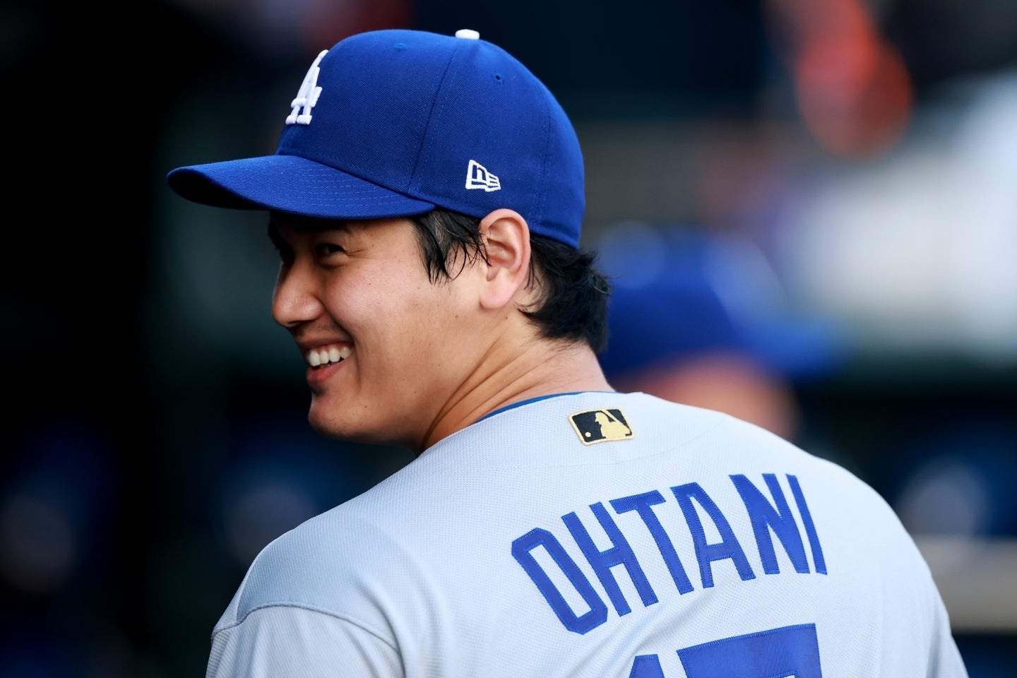 大谷翔平賽前主動和巨人小球迷合照 引發美媒討論