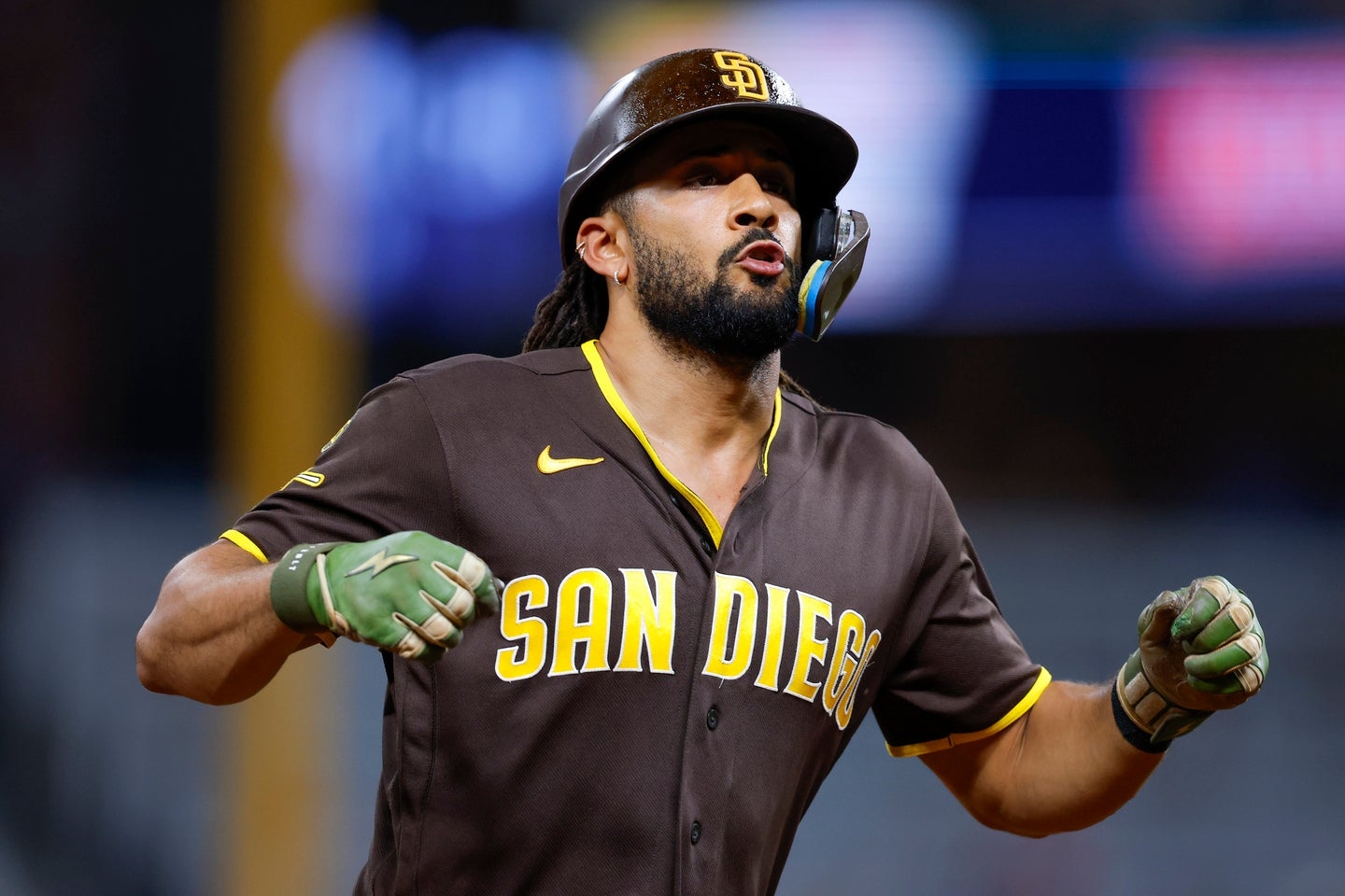 Fernando Tatis Jr.轟474英尺 教士退勇士