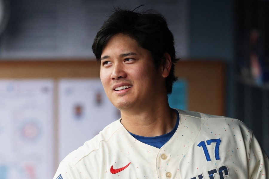 大谷翔平「踢腿慶祝」隔天就被做成T恤 美國廠商神速上架引熱議