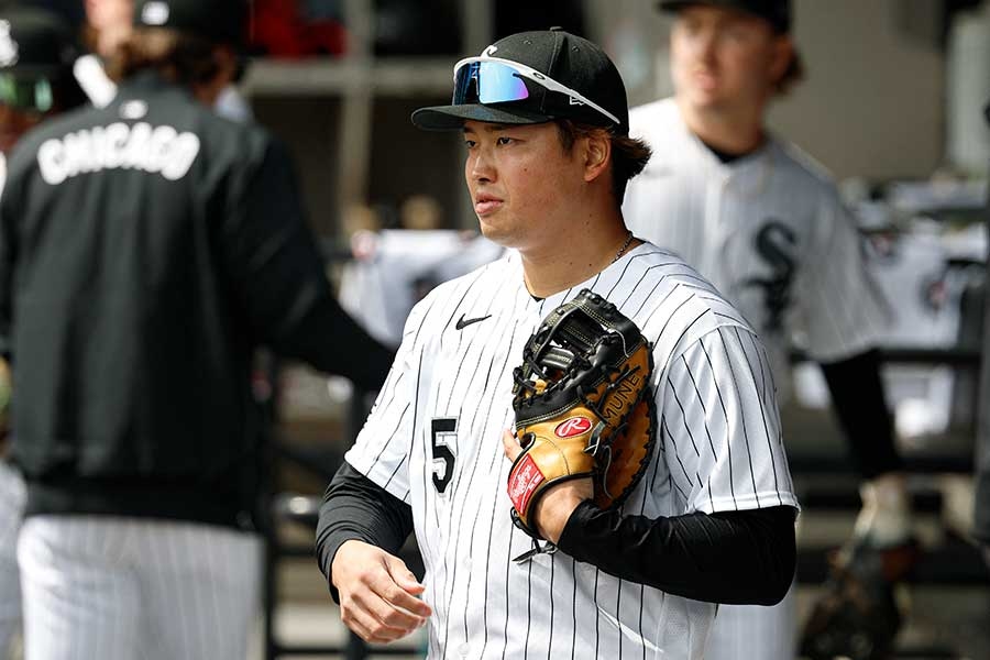 村上宗隆5局失誤仍獲解說肯定 前賽揚右投：他想拚雙殺