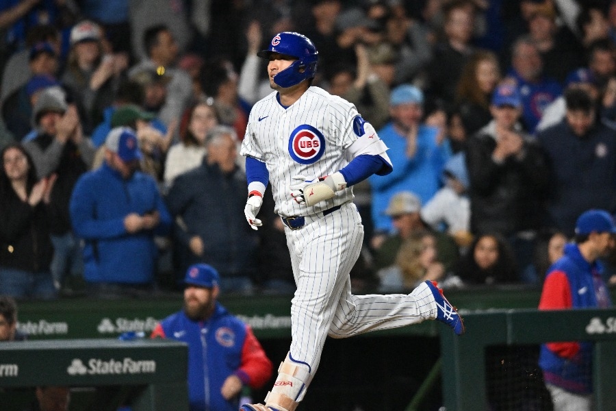 鈴木誠也連兩場開轟 小熊主場球迷歡聲雷動