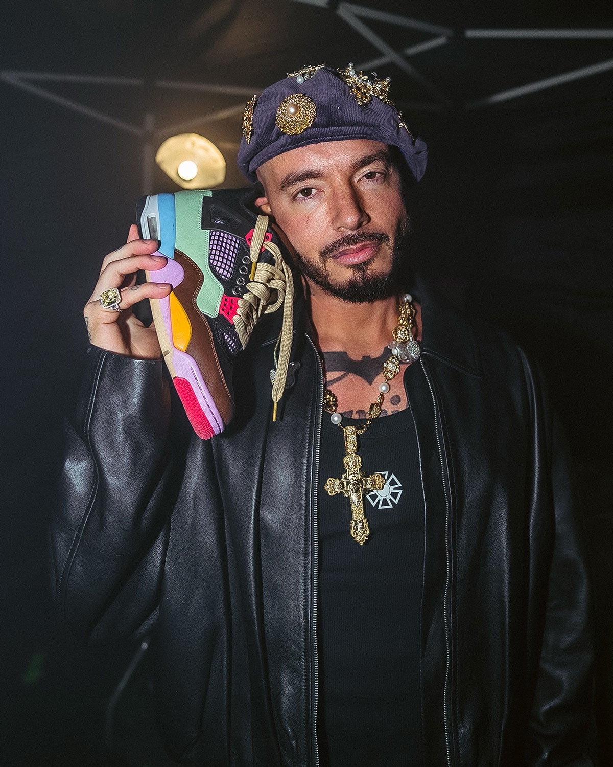 J Balvin x Air Jordan 4 清晰實鞋照曝光 Sueños Festival 上腳現身