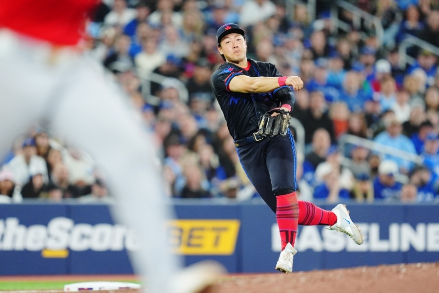 岡本和真攻守建功 藍鳥2比0完封天使
