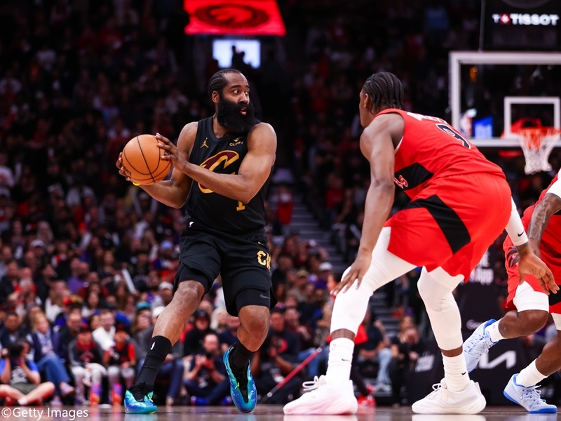 Harden 在未被橫掃下出戰 NBA 季後賽系列賽次數居首