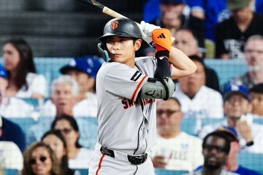 道奇5局守備出包放跑分 李政厚跑回場內全壘打追平巨人