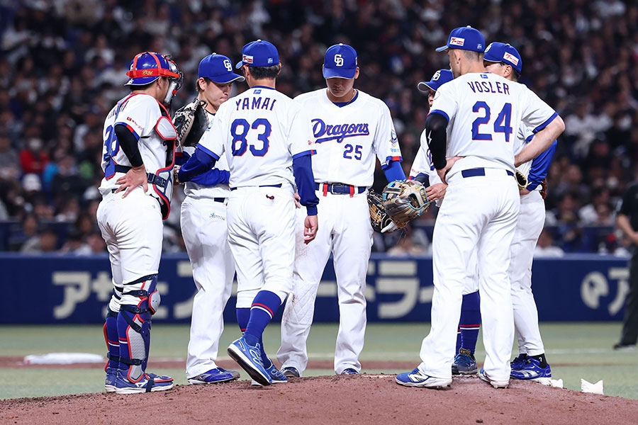 中日對戰養樂多換新裝 黑色球衣驚艷球迷