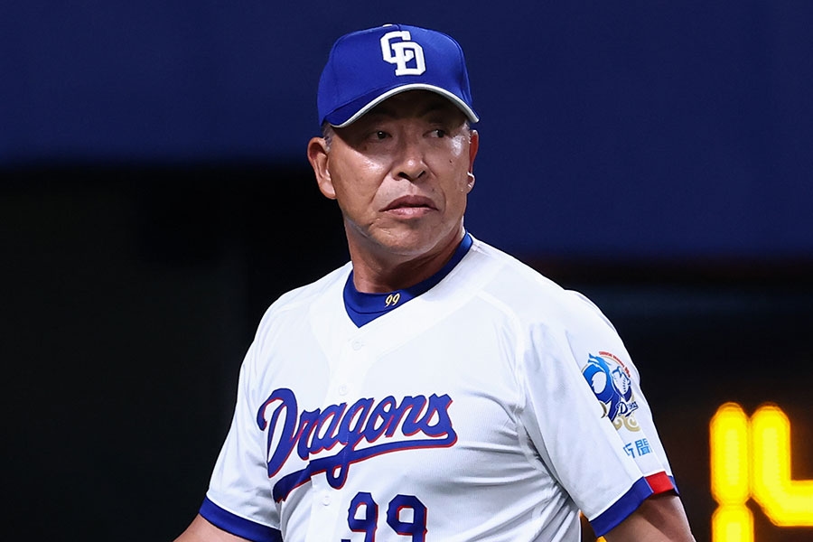 中日首局無人出局滿壘掛蛋 連26局無得分龍迷崩潰