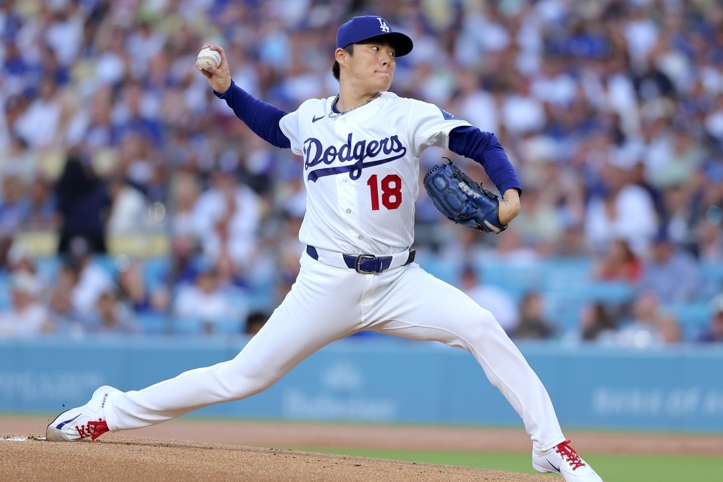 山本由伸6局失1分奪12勝 道奇驚險守住