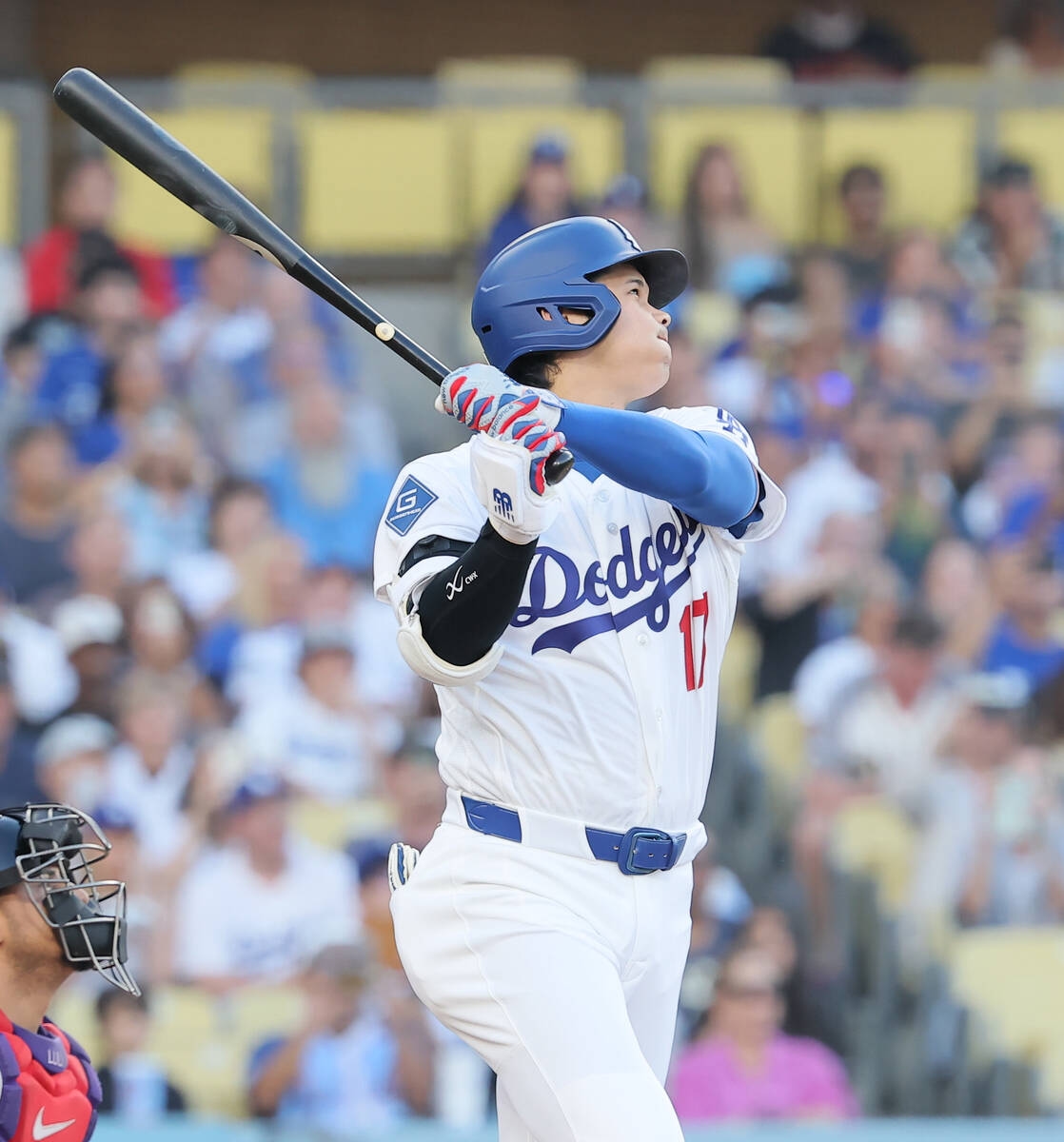 大谷翔平左膝發炎仍扛DH首棒 轟本季第21發追近日美通算350轟
