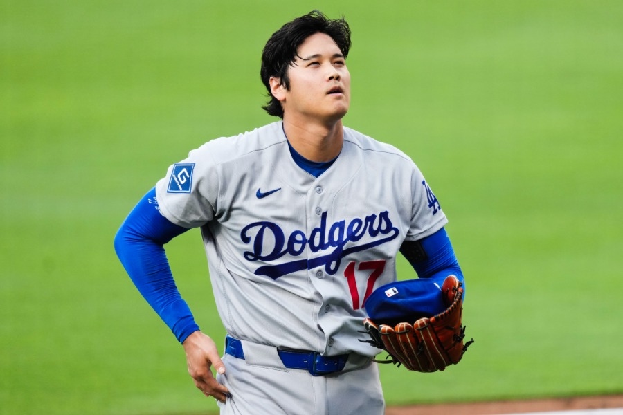 大谷翔平滿壘危機點頭要球種 併殺脫困後怒吼引熱議