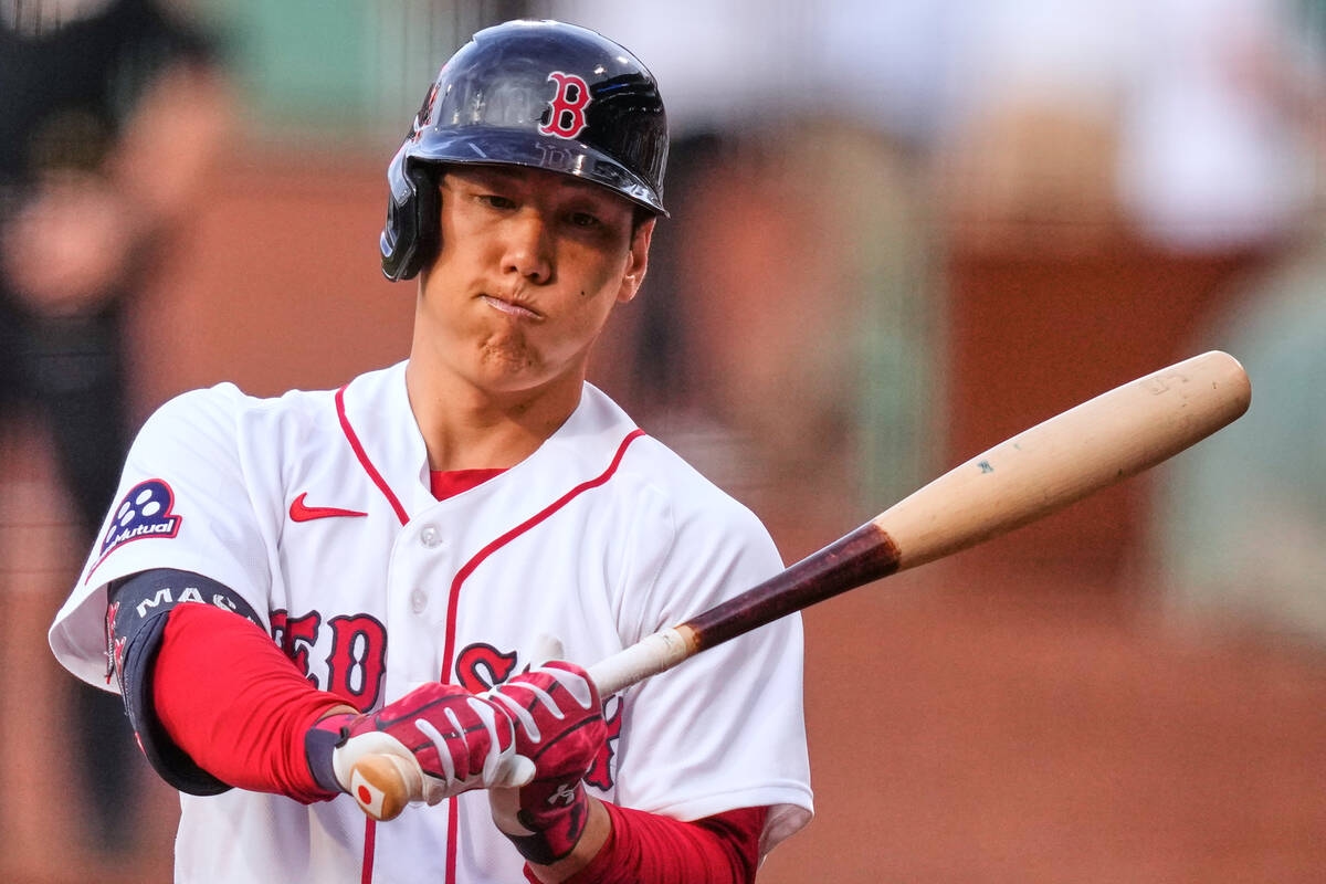 吉田正尚睽違3戰先發3打數掛零 8局滿壘遭代打換下