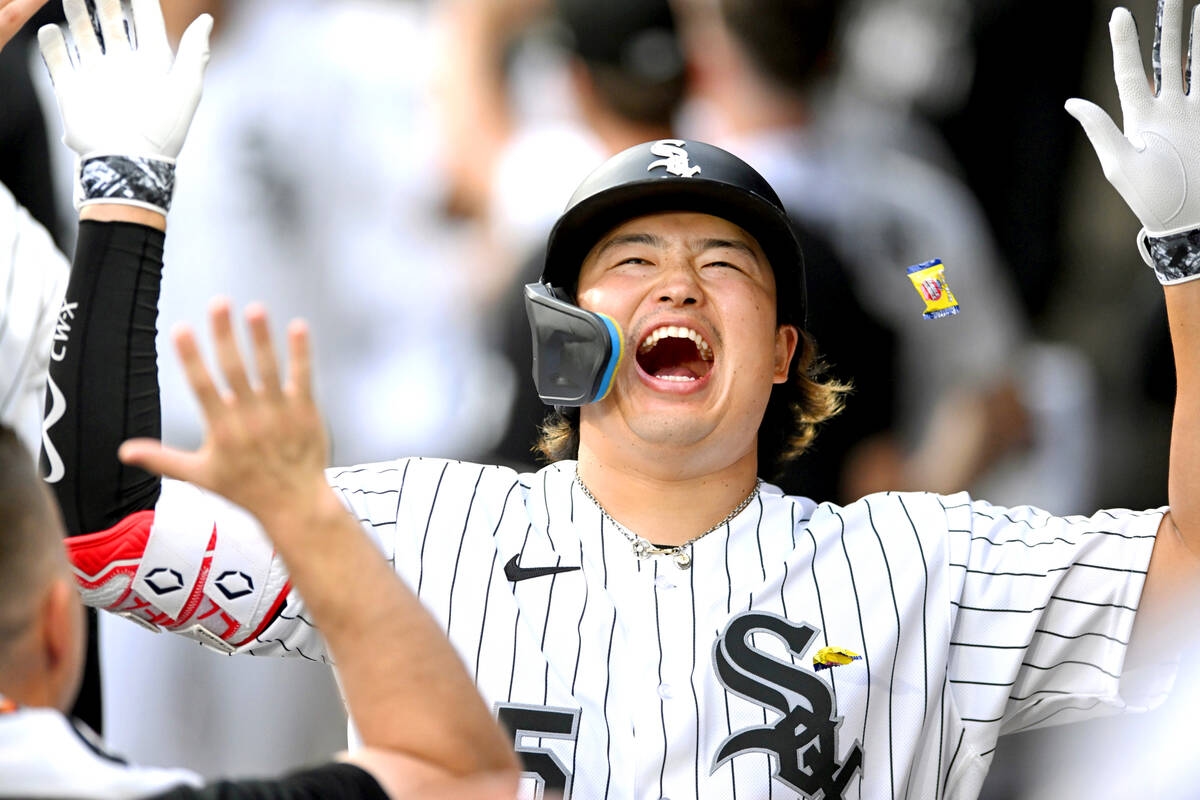 村上宗隆菜鳥年30轟 恩師熬夜看球祝賀