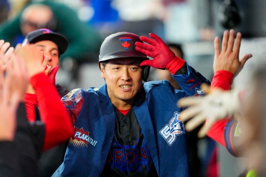 岡本和真帶動藍鳥新儀式 158.8億台幣男也參與