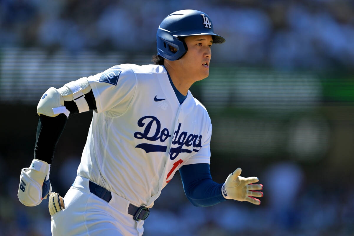 大谷翔平首打席右外野飛球出局 對前日職右投累計10打數仍掛零