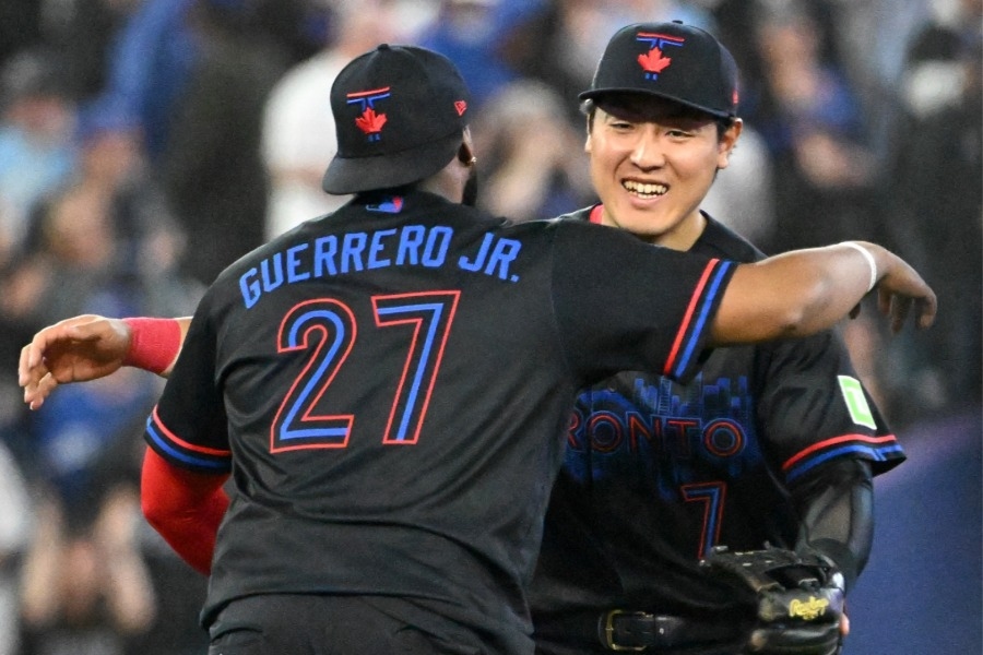 岡本和真適時安打加三壘神反應雙殺 藍鳥2比0勝天使