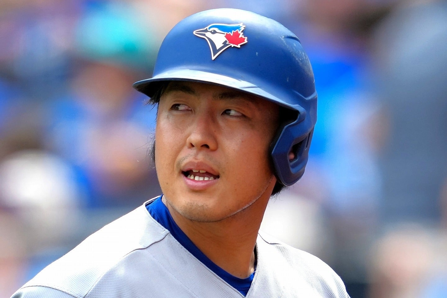 岡本和真摸頭盔被判挑戰 美媒籲MLB改方式