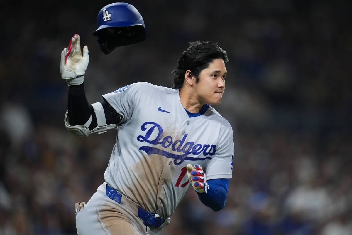 大谷翔平8局二壘安打衝上二壘還甩頭盔 近6戰5度單場至少2安