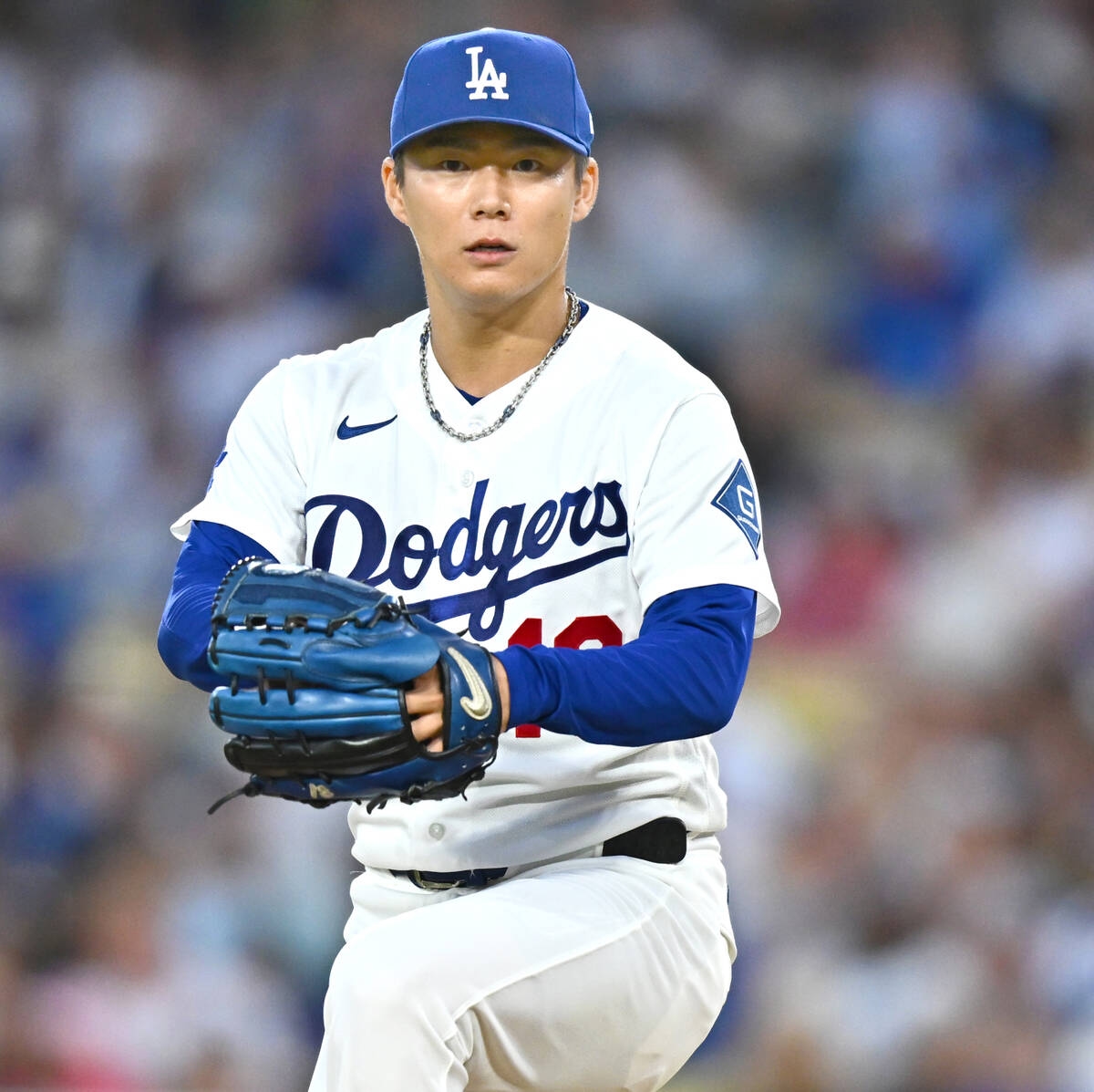 山本由伸兌現約定 育幼院童道奇球場開球
