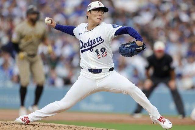 山本由伸7局10K無失分退場握勝投 道奇7局打完2比0領先教士