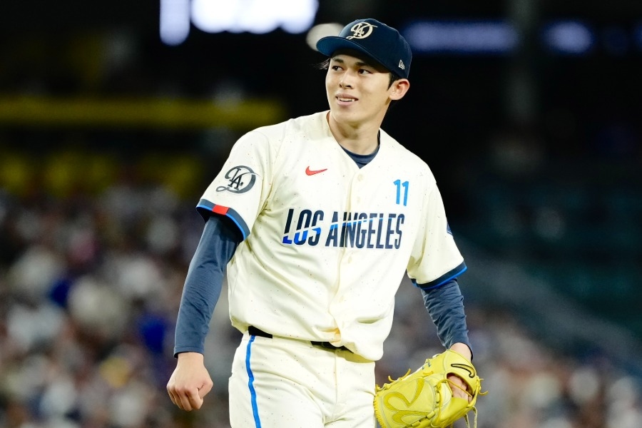 佐佐木朗希6局未滿失1分退場仍握勝投 道奇牛棚拆彈後笑開懷