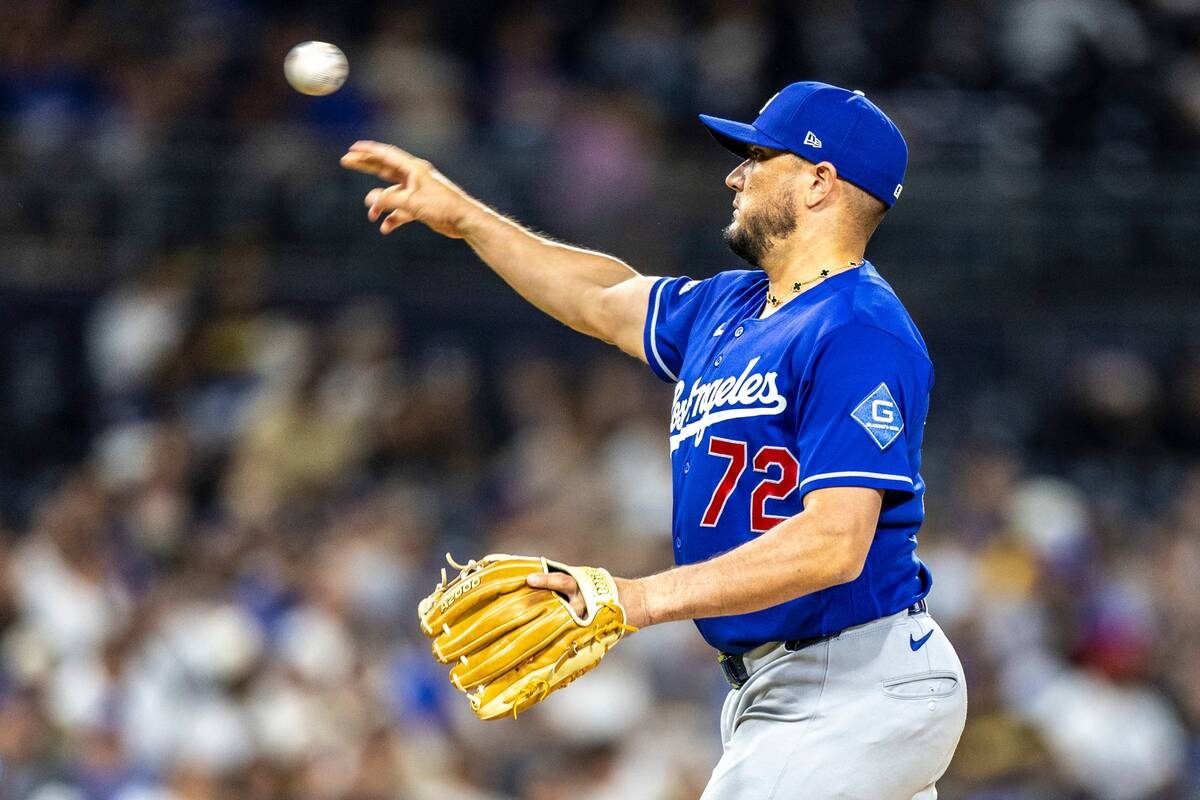 道奇灌15分痛宰教士 Miguel Rojas9局5球3上3下收尾