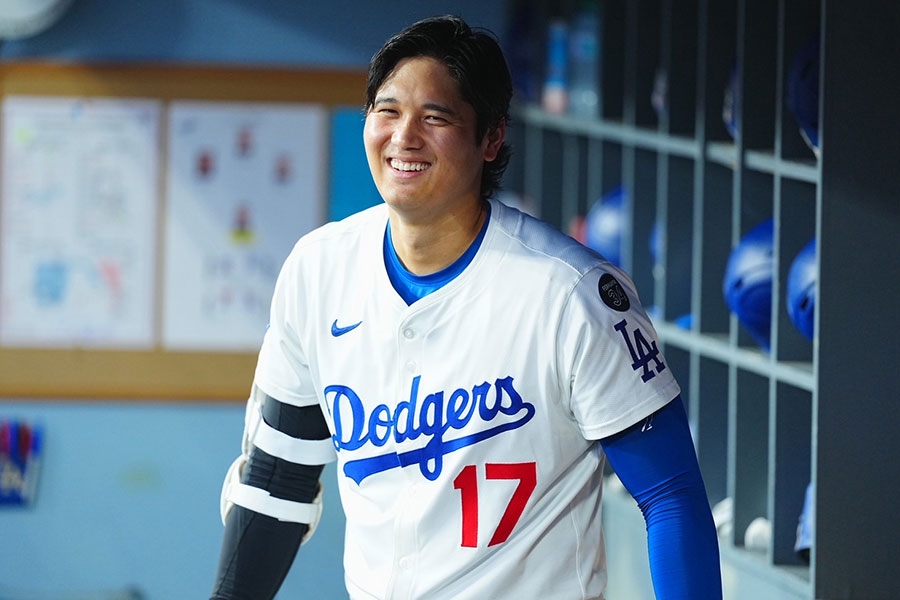 大谷翔平休息區現身 Hernández嚇到抱上去