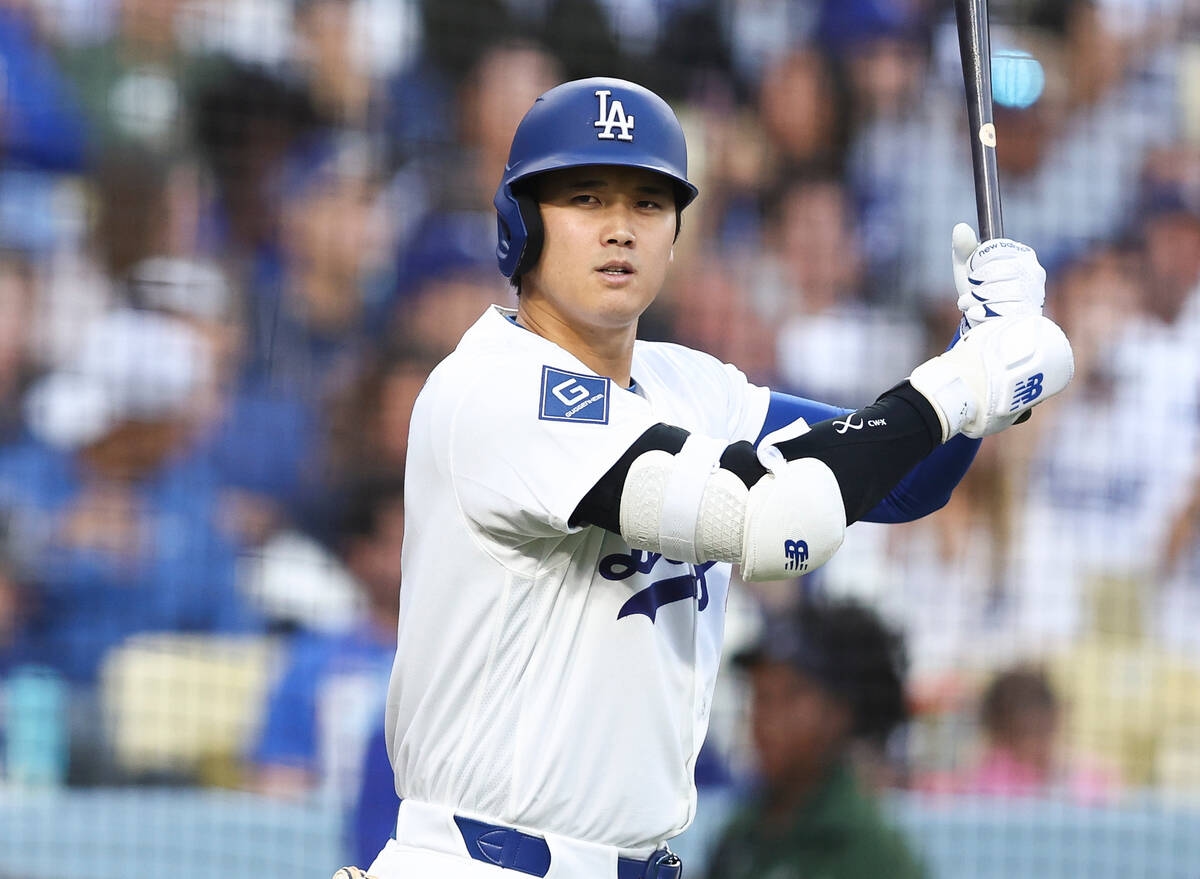 大谷翔平母親節粉紅棒首打席吞K 換回黑棒仍遭接殺
