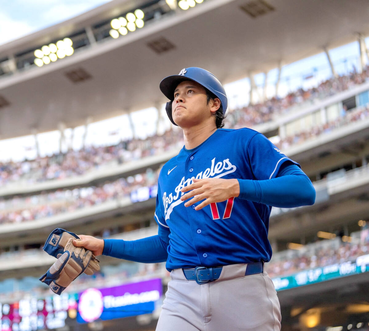 大谷翔平大飛球牆前出局 費城首轟再等等