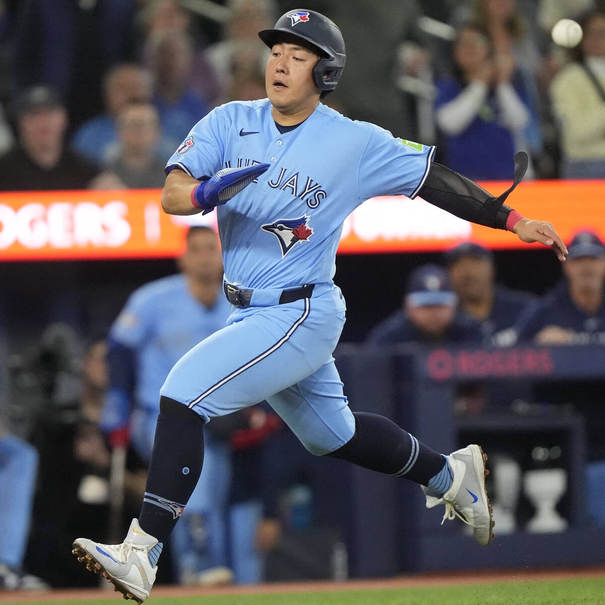 藍鳥岡本和真連兩場敲2分打點安打 助球隊連勝 紅襪吉田正尚未上場