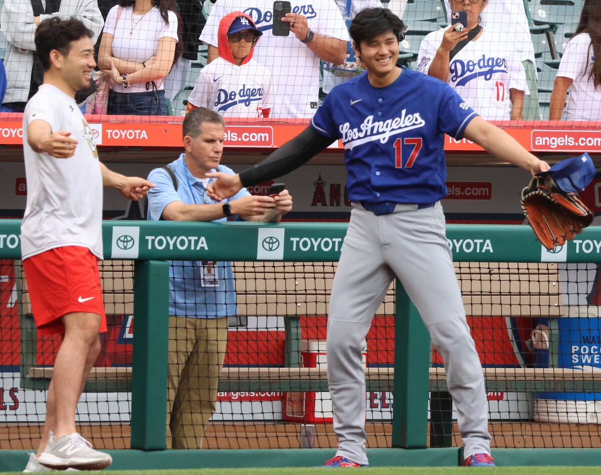 大谷翔平賽前和菊池雄星聊10分鐘還握手 WBC後首度碰面