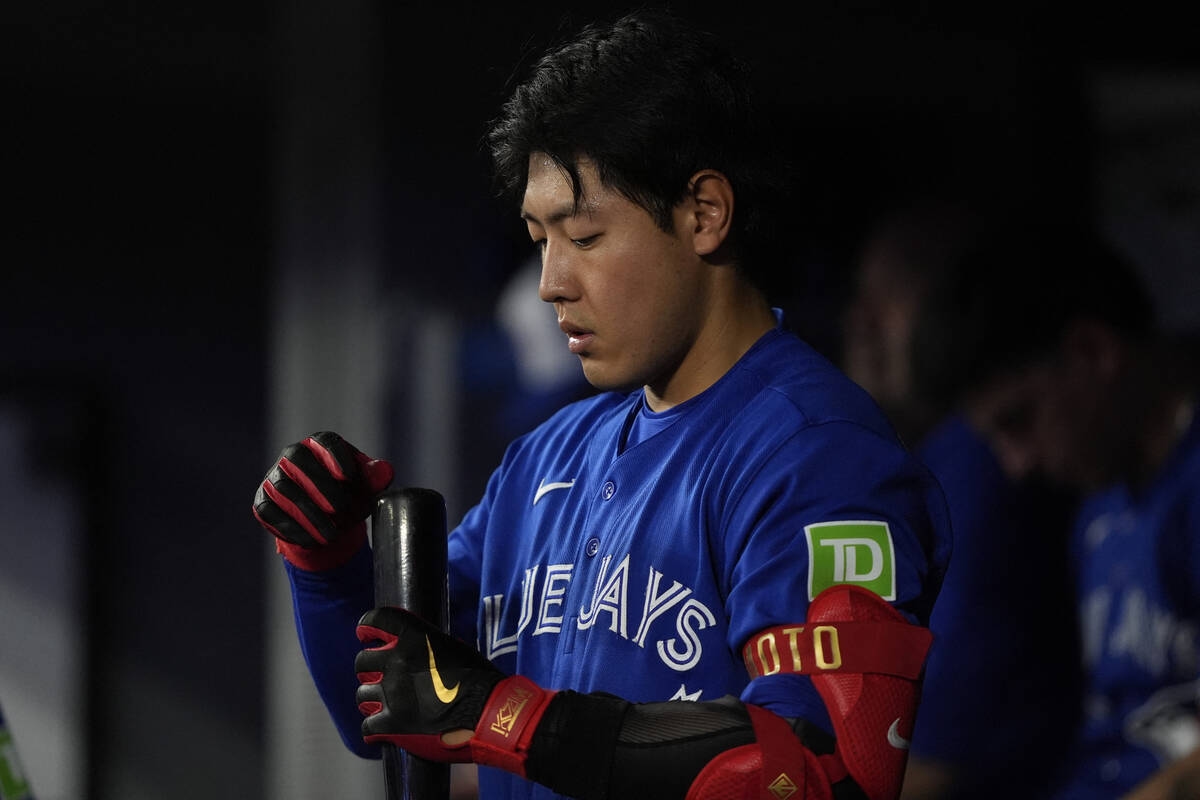 岡本和真連10場敲安、5月場場有安打 藍鳥5比8再敗光芒吞4連敗