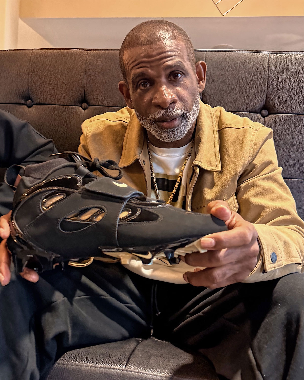 Deion Sanders 曝光 Nike Diamond Turf 2「Colorado」釘鞋新配色預覽