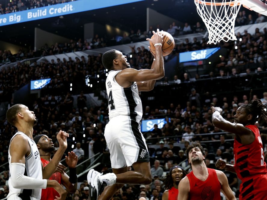 NBA／De'Aaron Fox第四節獨拿13分收系列賽 率馬刺4勝1敗淘汰拓荒者