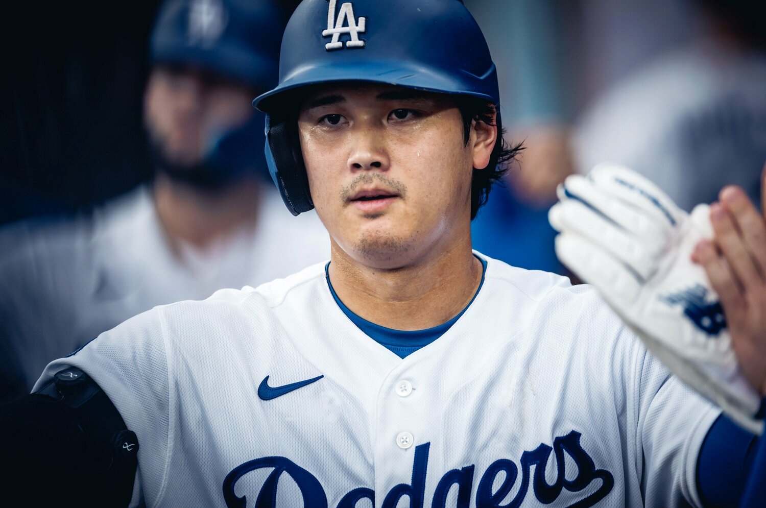大谷翔平左膝積水 二刀流負荷成隱憂