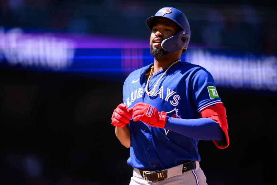 藍鳥將重砲希門尼斯戰力外 2019年曾敲31轟奪銀棒獎