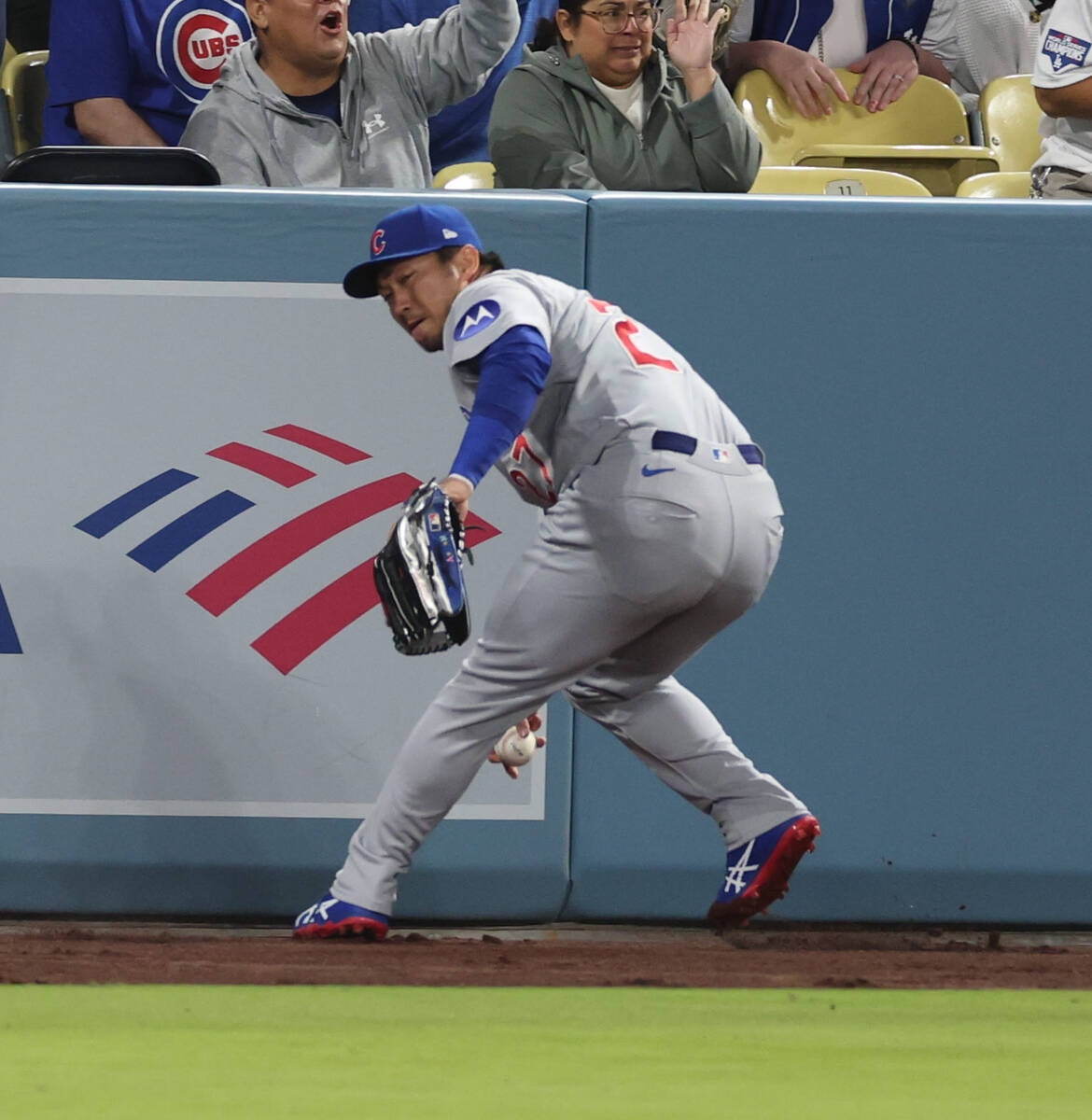 鈴木誠也無安打 但關鍵守備助小熊逆轉道奇奪10連勝