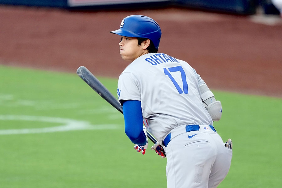 大谷翔平8局二壘安打甩飛頭盔 道奇5比4力退教士重回龍頭
