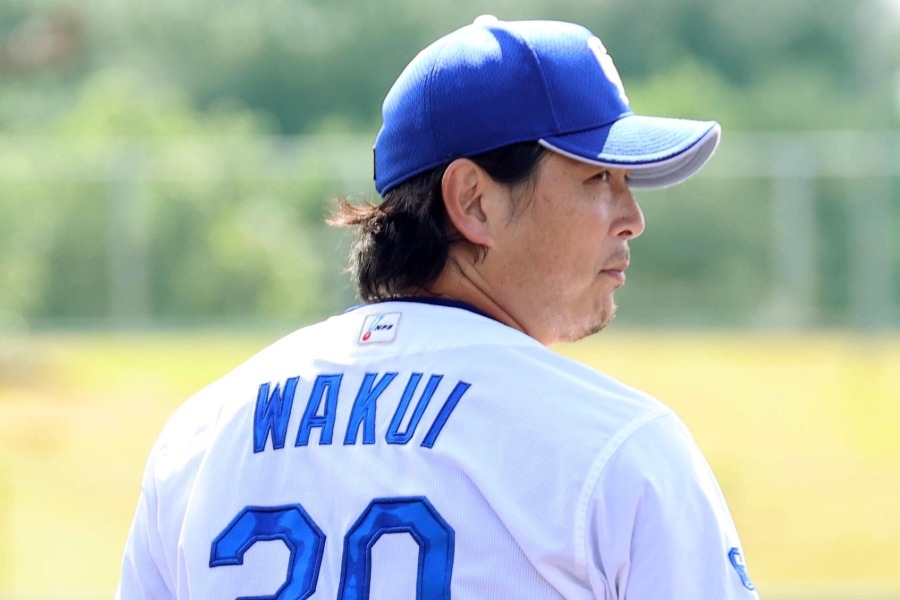 中日龍全黑球衣登場 球迷喊好看也嫌難辨識