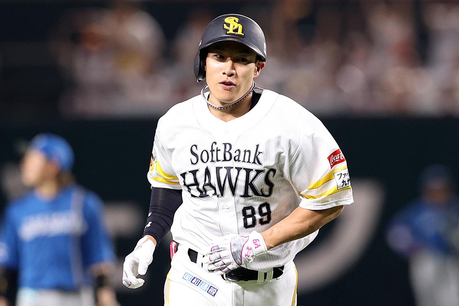 柳田悠岐王貞治紀念日轟超前2分砲 轉播一句「最高傑作」掀球迷熱議
