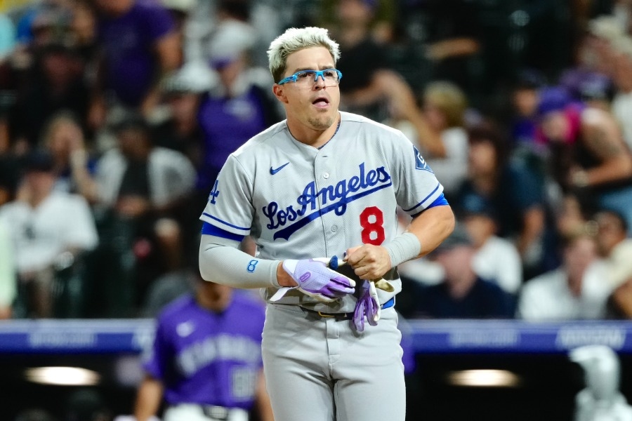 Enrique Hernández開轟 道奇延長賽勝洛磯