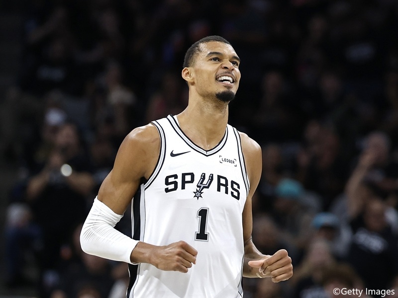NBA歷史第五！Wembanyama系列賽最後兩戰狂蓋13次火鍋