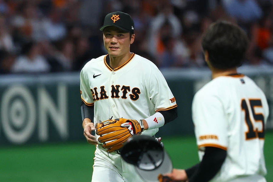 坂本勇人8局連秀美技救援巨人 隊友驚呼「守備不用換人了」