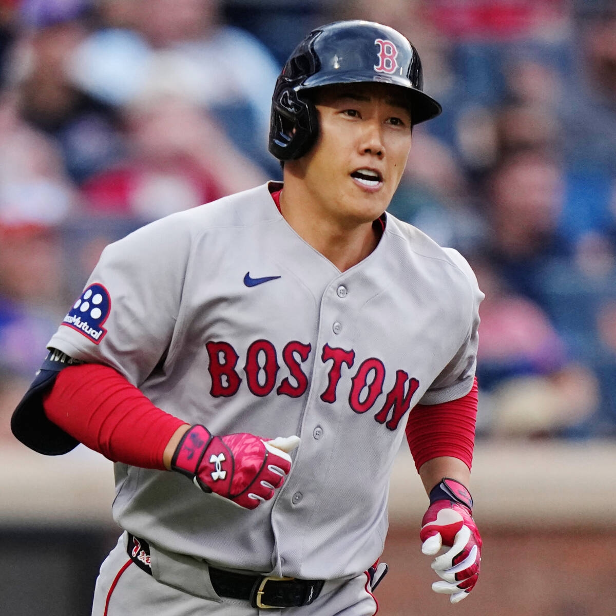 吉田正尚板凳出發 9局1出局滿壘代打打成二壘前雙殺