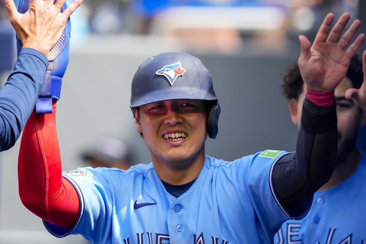 岡本和真5局3分砲追平新人22轟紀錄 連2戰開轟
