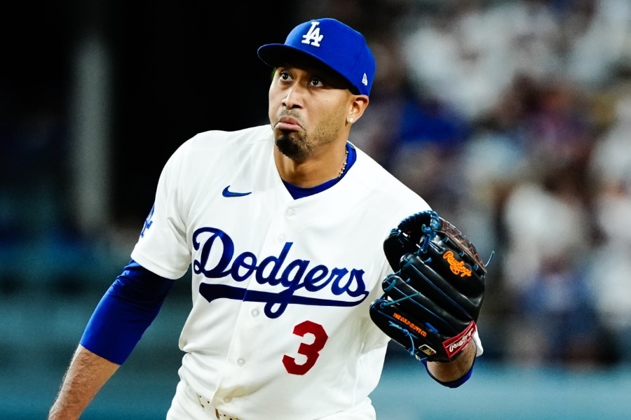 道奇守護神迪亞茲右肘動刀 110億新援僅撐一個月