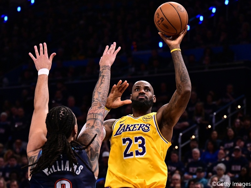 湖人G2再敗雷霆陷0比2 LeBron季後賽300場史上第一
