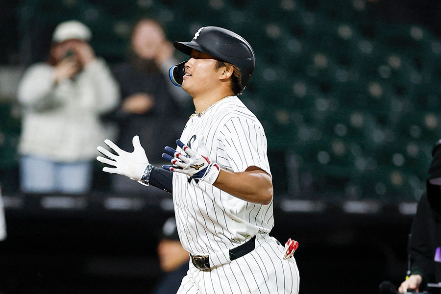 村上宗隆單場雙響砲登全壘打王 超車Aaron Judge第17轟